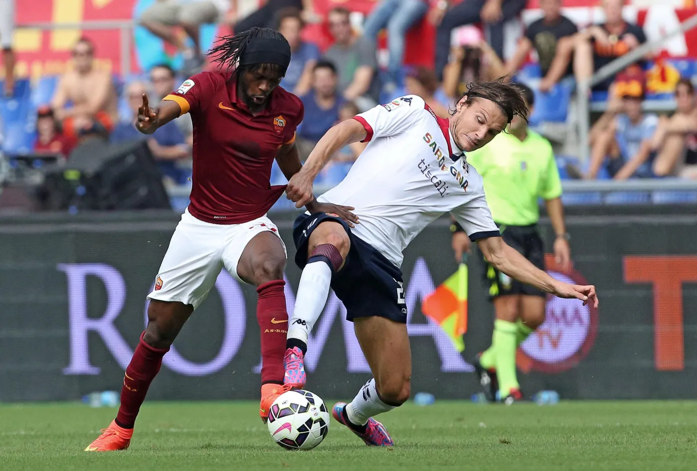 Gervinho i Albin Ekdal 