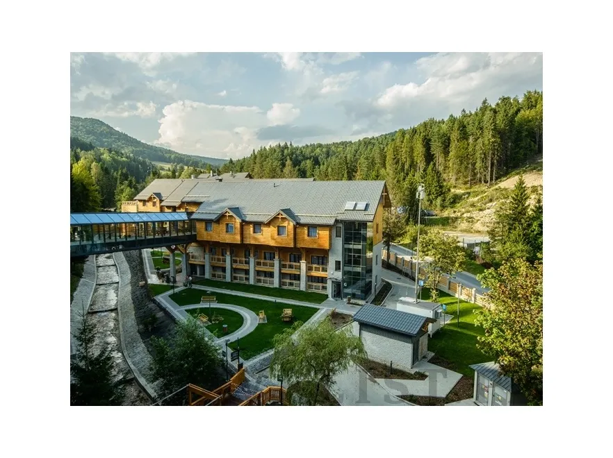 6925066-czarny-potok-resort-spa.jpg