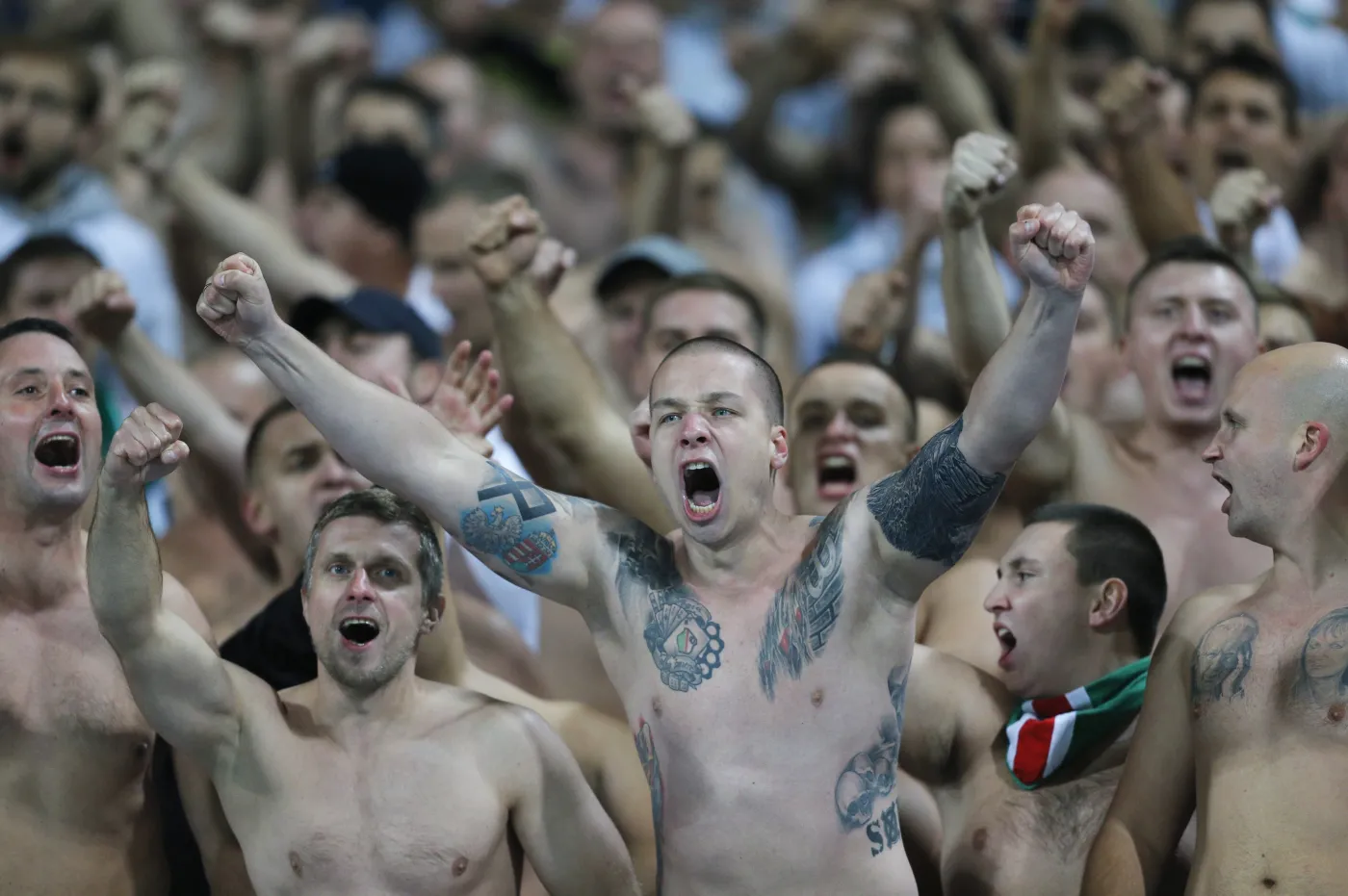 Kibice Legii Warszawa w Kijowie upominali się o Wilno i Lwów. "To polskie miasta"