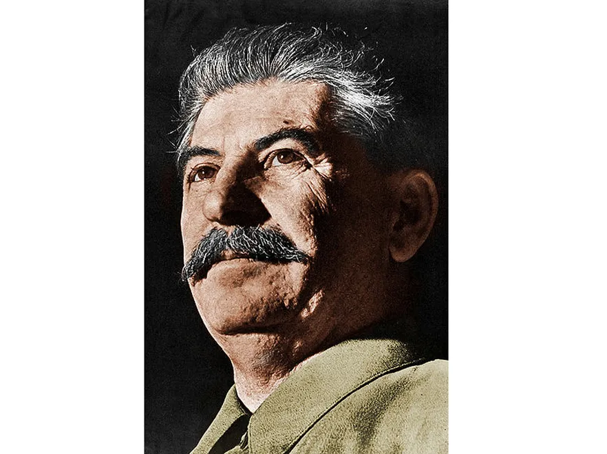 2885797-joseph-stalin1-colour.jpg