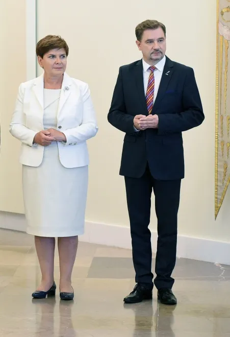 8104995-beata-szydlo-piotr-duda.jpg