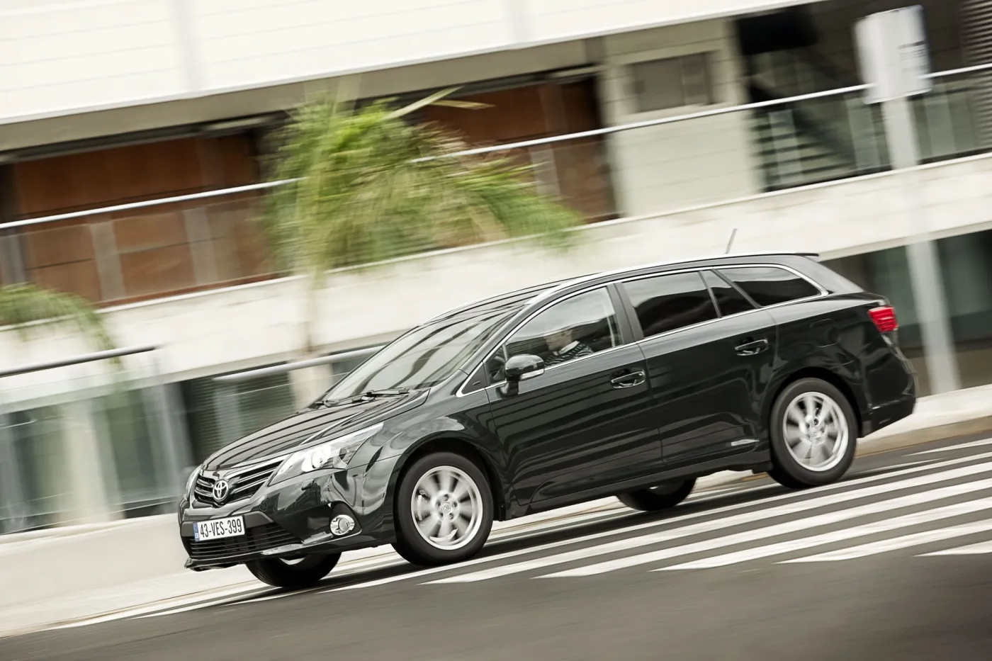 6362539-avensis-dpl-07-2011-ext.jpg