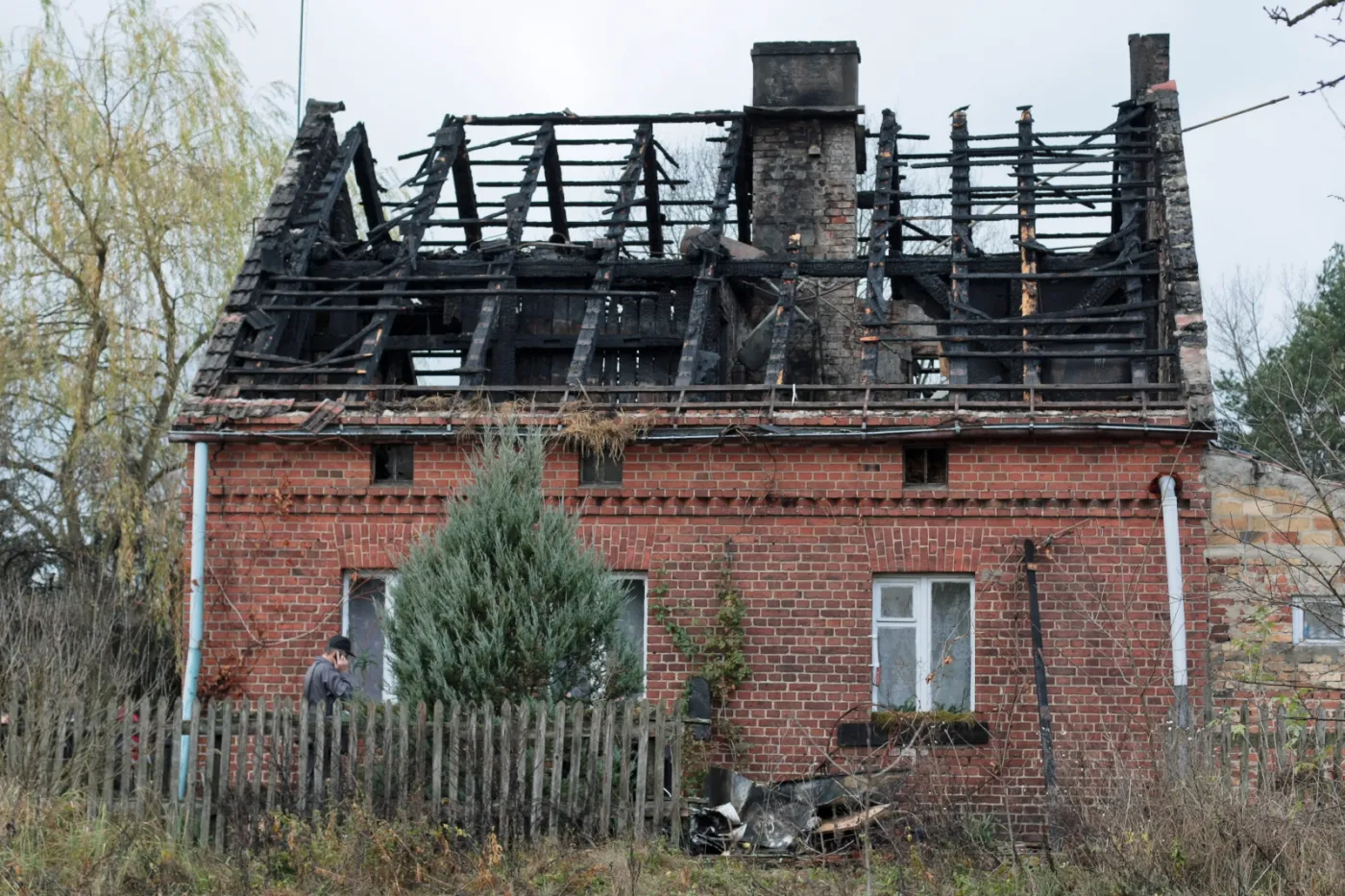 Spalony dom w Jesionej