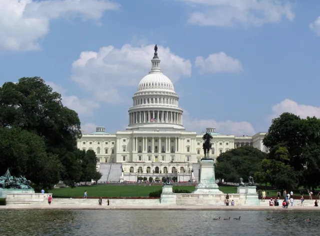 "Politico" o psujących się stosunkach polsko-amerykańskich