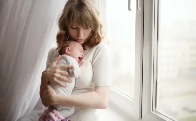 Kiedy mama jest daleko... Dlaczego polskie matki emigrują? [ROZMOWA DZIENNIK.PL]