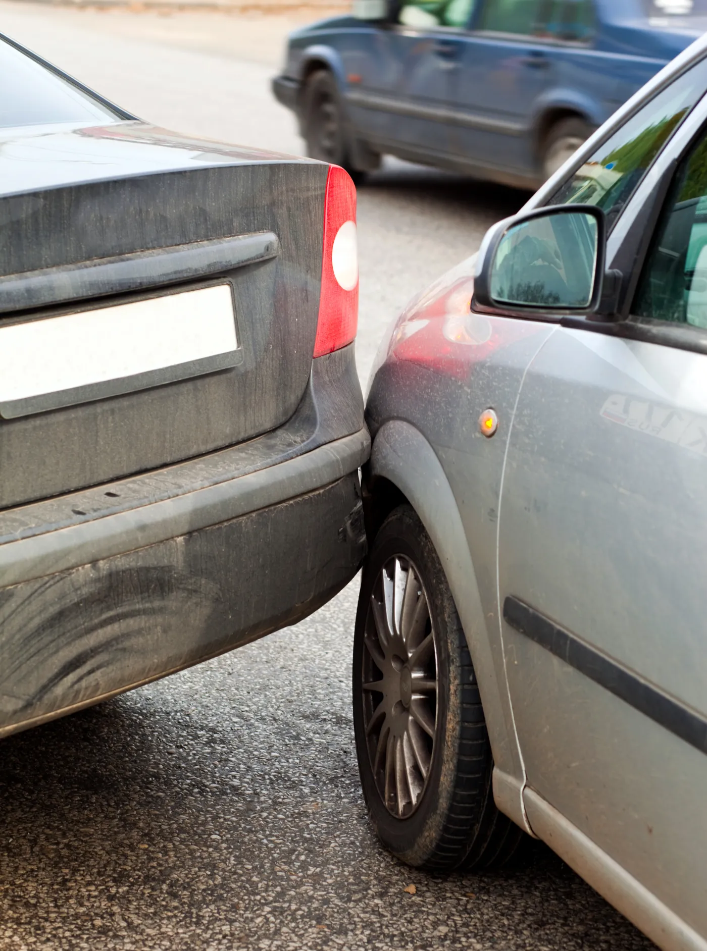 Odszkodowanie nie pokrywa kosztów naprawy auta. Zobacz, co dalej