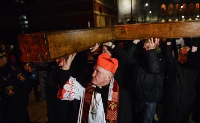 Kardynał Nycz broni papieża Franciszka: Kiedy słyszymy, że przesadza, to już jest bardzo źle