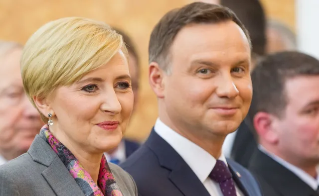 Prezydent Duda tłumaczy żonę: Pracuje po cichu i nie chce wypowiadać się na tematy polityczne