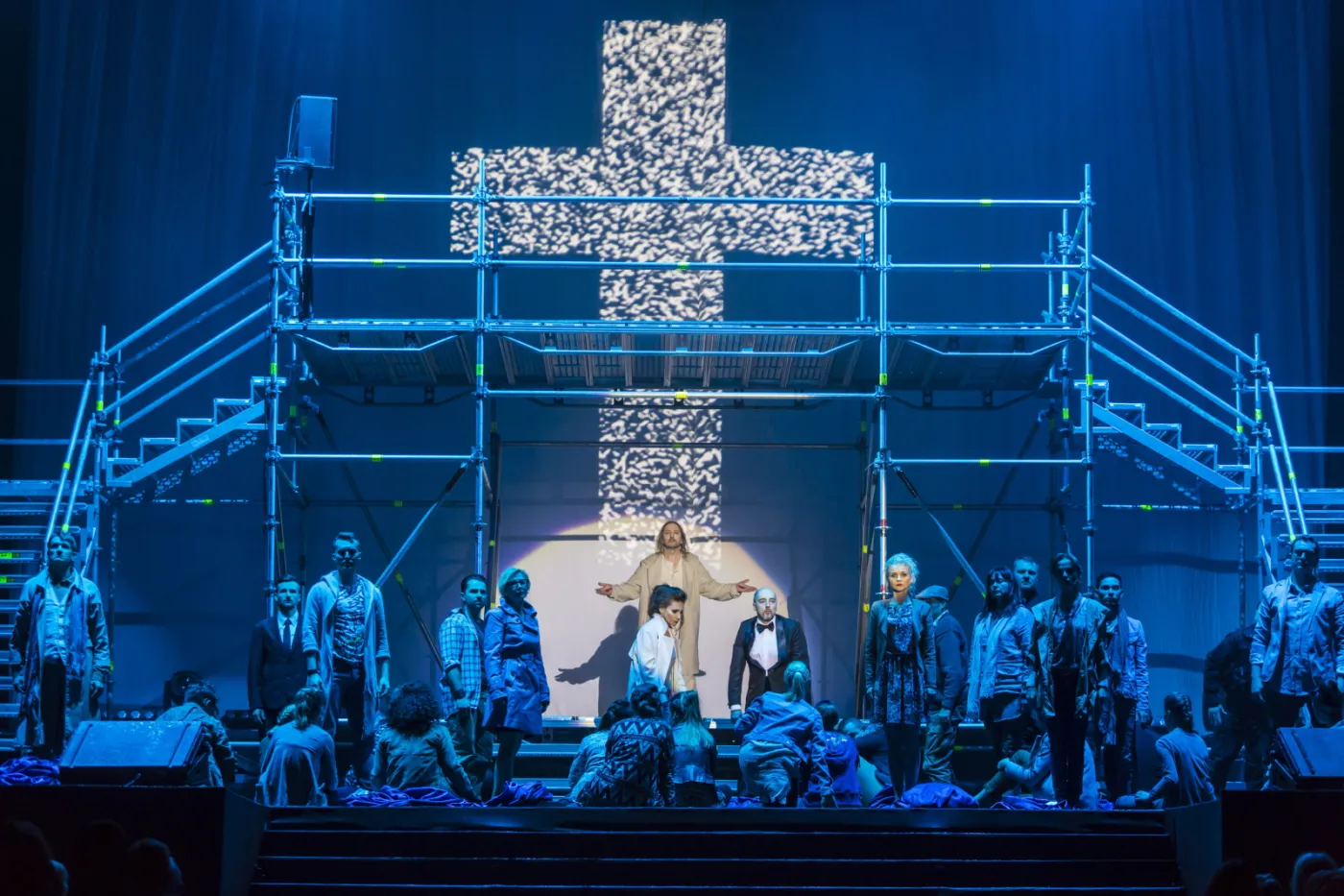 8943077-jesus-christ-superstar.jpg