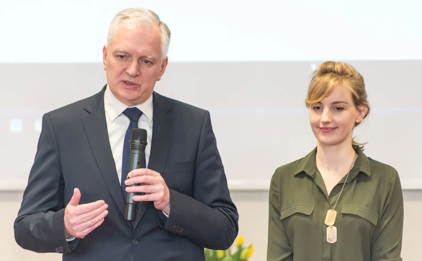 Gowin krytykuje prezesa TK: Rzepliński ma infantylną skłonność do epatowania opinii publicznej swoją osobą