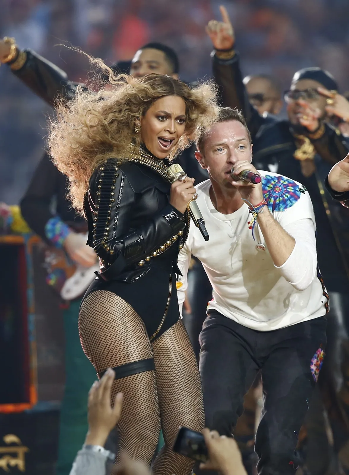 8713732-beyonce-i-chris-martin.jpg