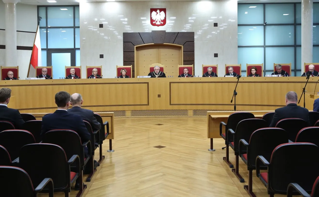 Komisja sejmowa za poprawkami Senatu do ustawy o TK