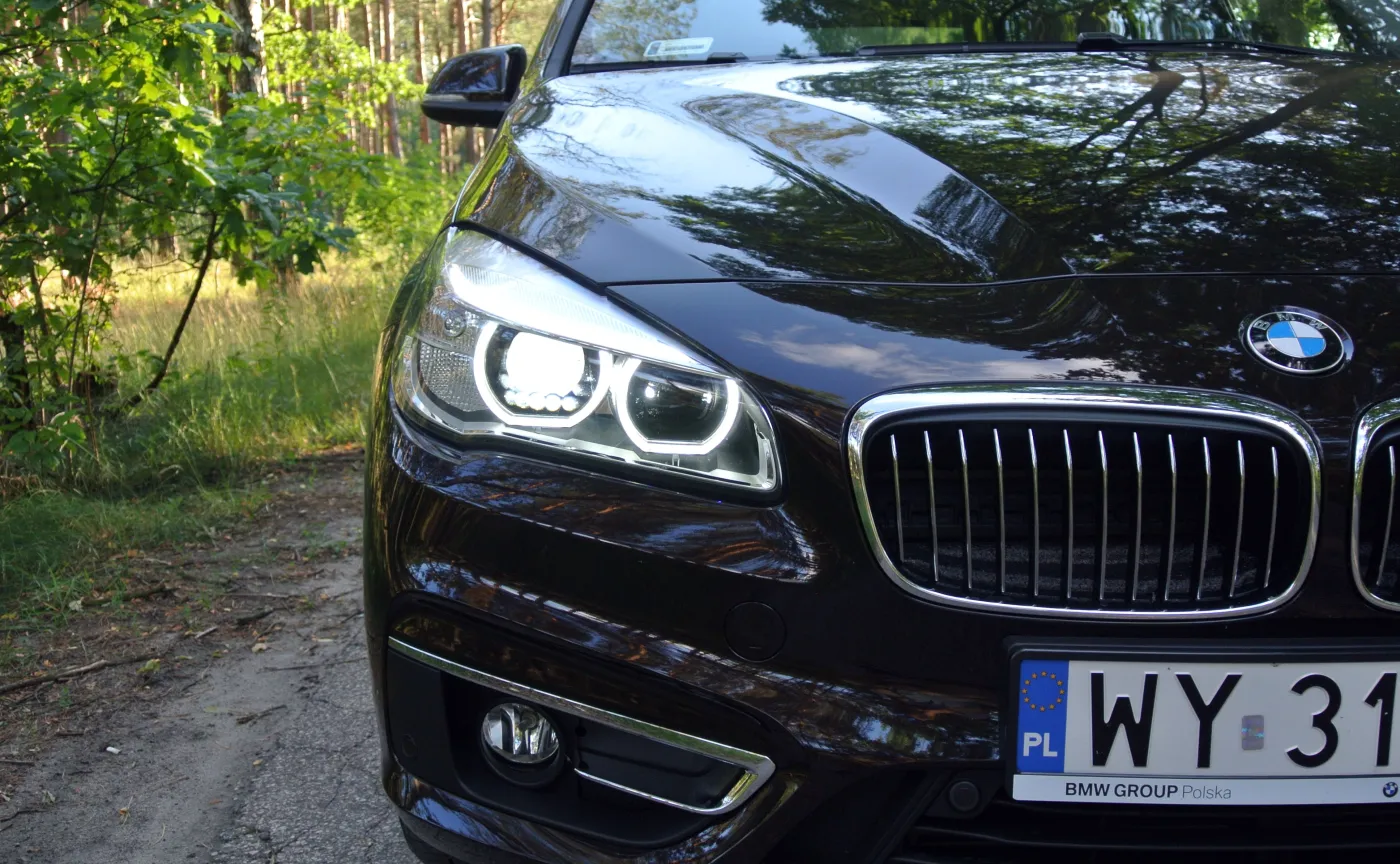 9387673-bmw-serii-2-gran-tourer.jpg