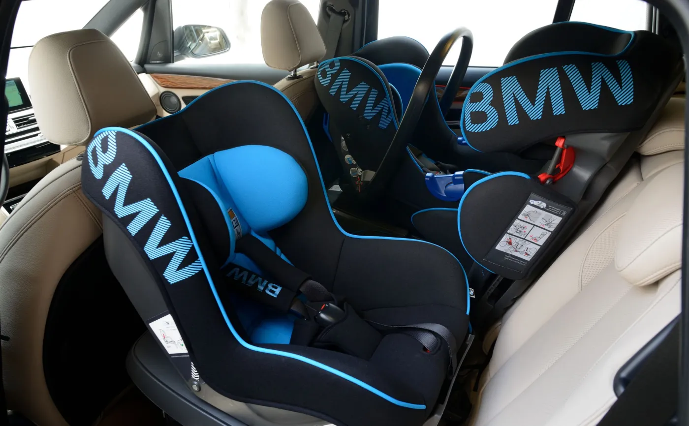 9394383-bmw-serii-2-gran-tourer.jpg