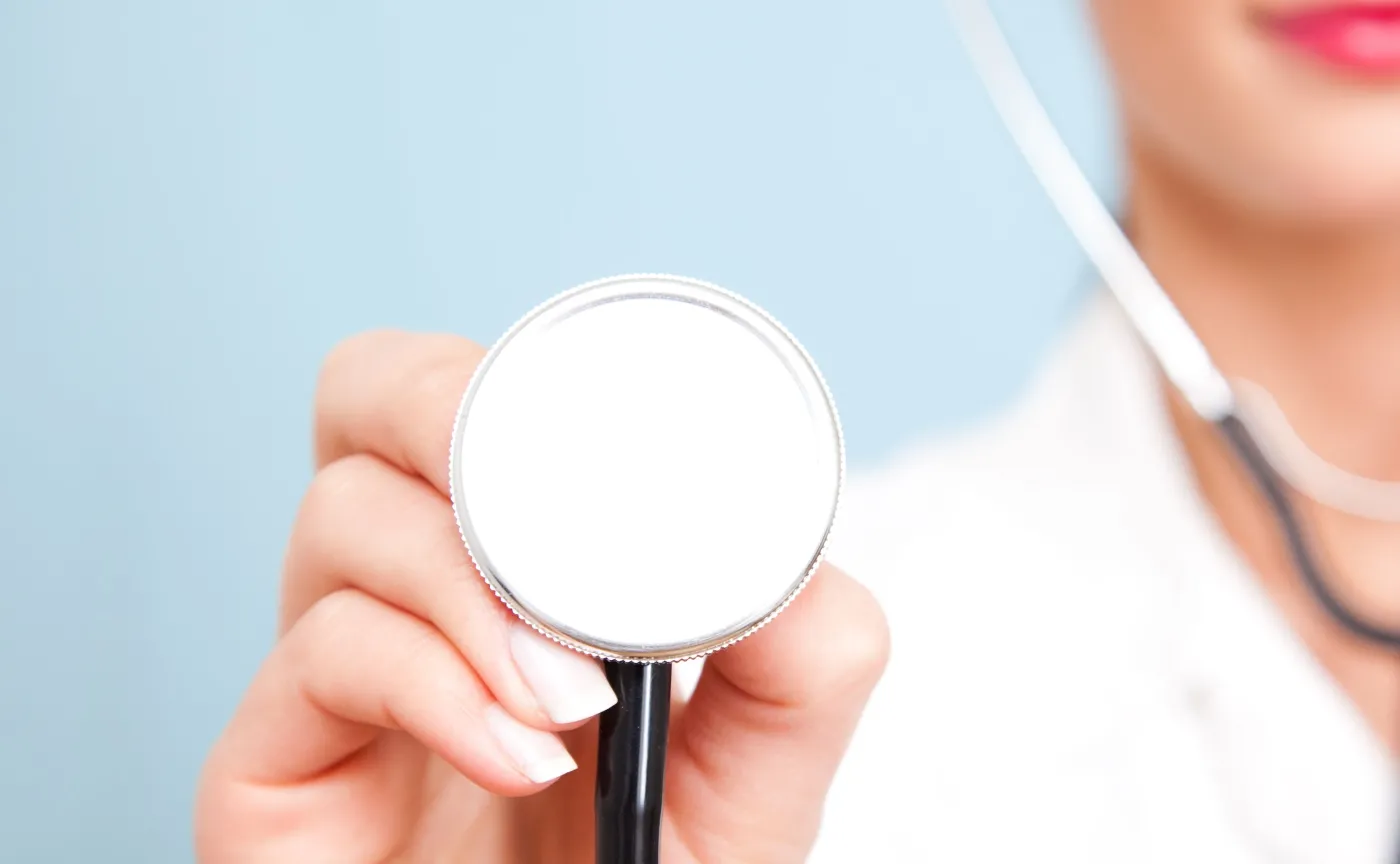 Lekarz ze stetoskopem