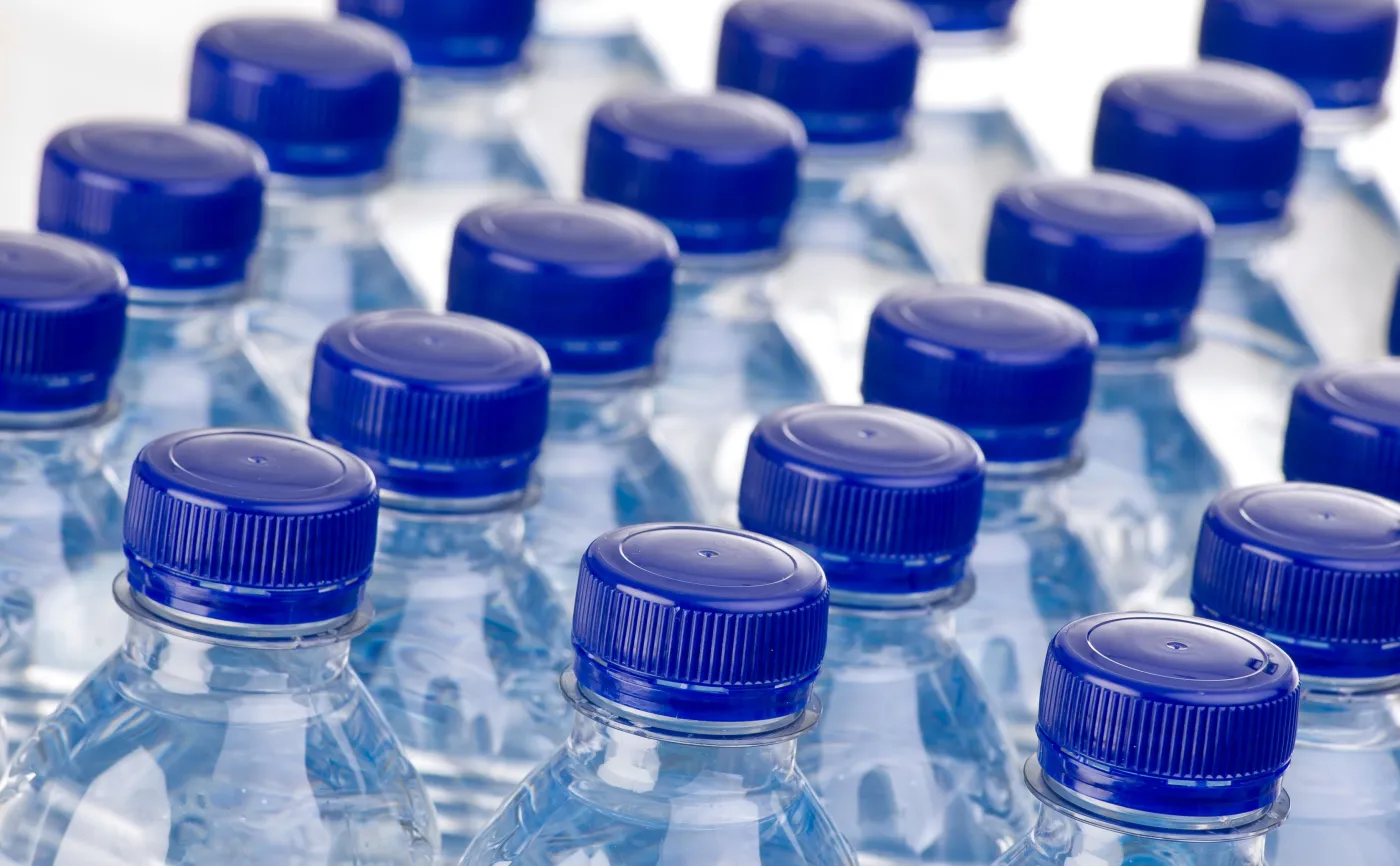 Koniec afery z parzącą wodą. Żywiec Zdrój wznawia produkcję mineralnej gazowanej