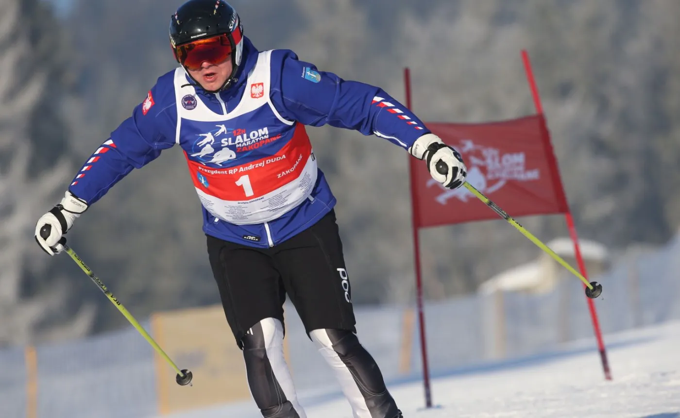 9815481-andrzej-duda-na-nartach.jpg