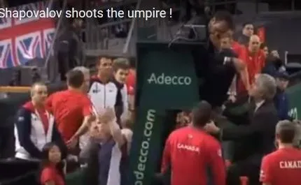 Sędzia trafiony piłką