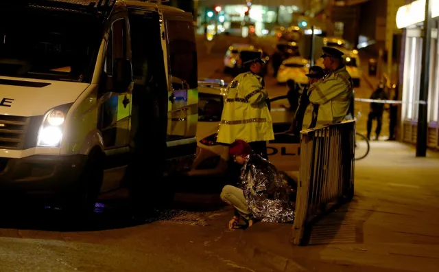 Zamach w Manchesterze. Świadkowie: W powietrzu latały śruby i gwoździe