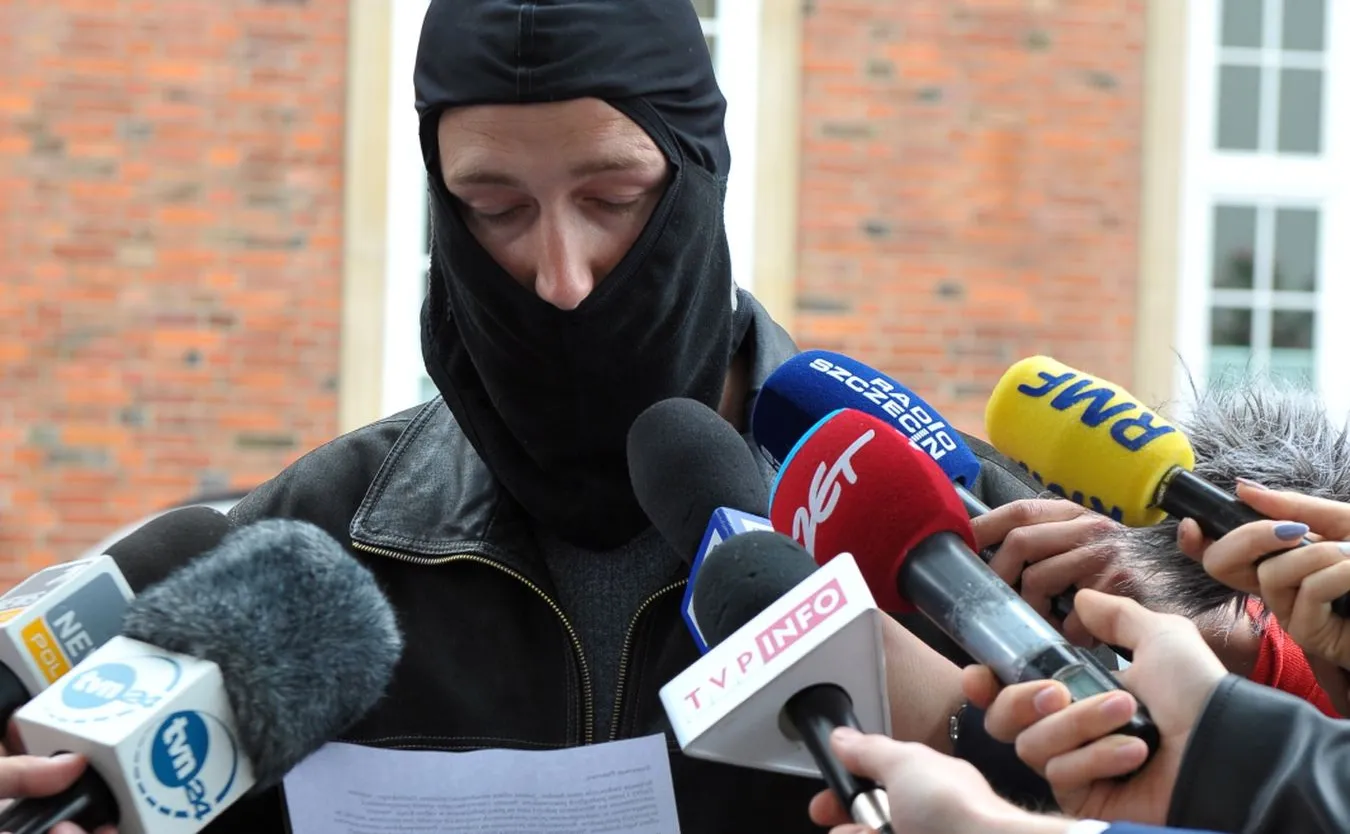 Policjant Krzysztof O. wygłasza oświadczenie