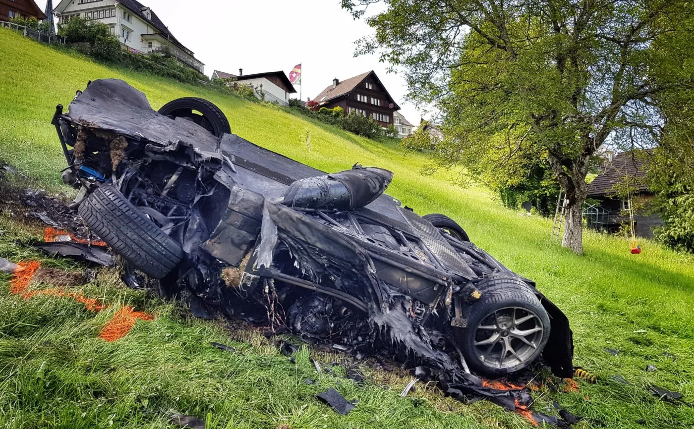 Richard Hammond miał przerażający wypadek na planie The Grand Tour. Spłonął samochód za 4 mln [WIDEO świadka]