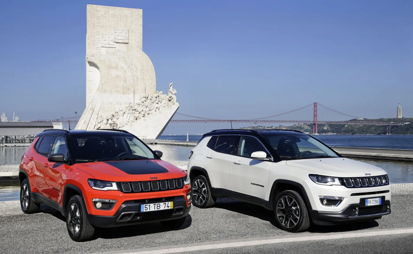 10269605-jeep-compass-trailhawk.jpg