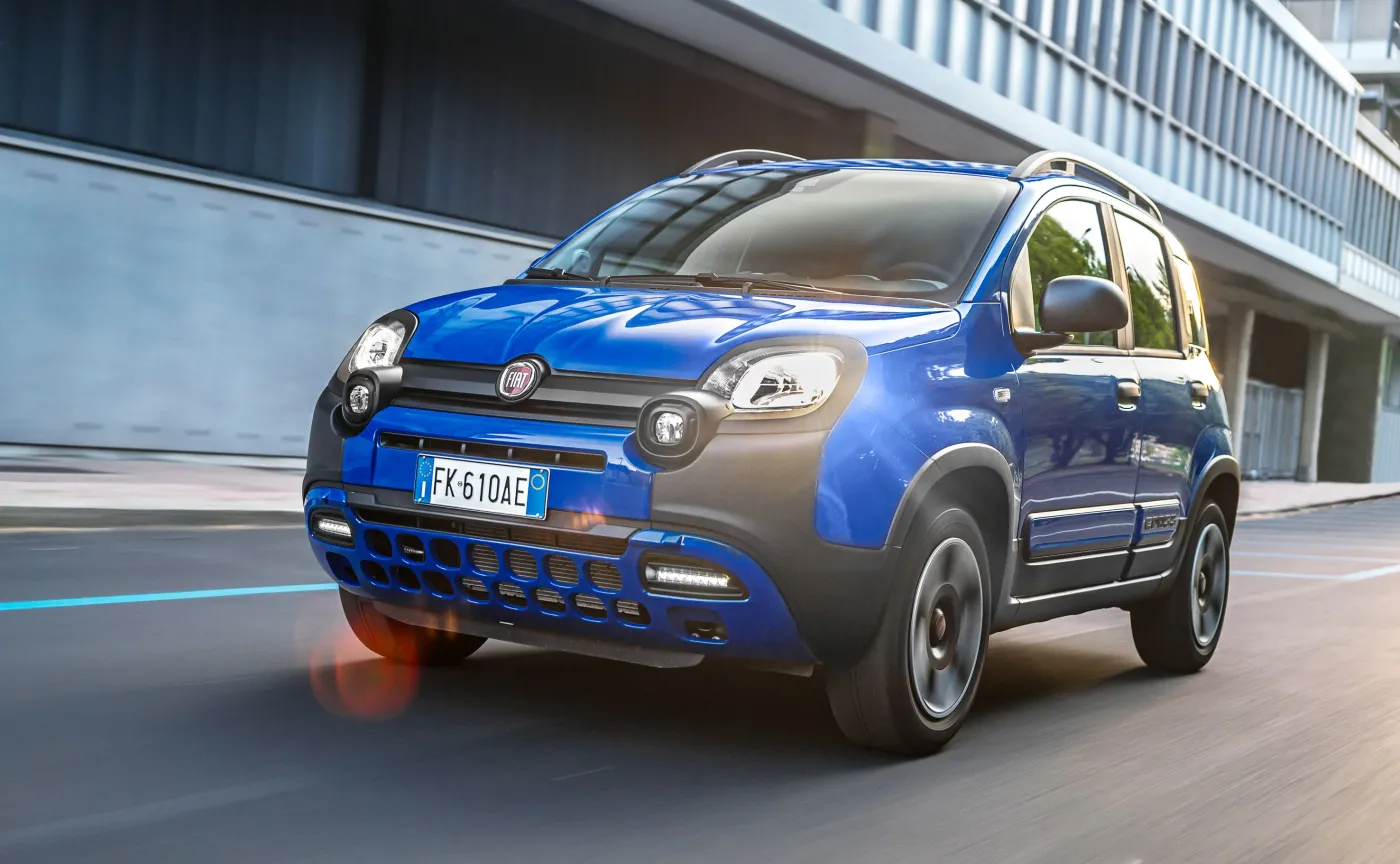 10281888-fiat-panda-city-cross.jpg