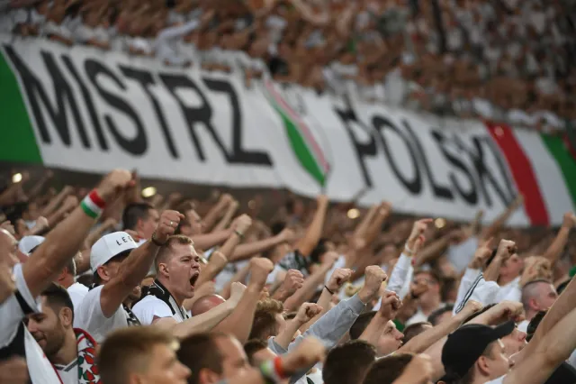 Ekstraklasa: Legia Warszawa kupiła piłkarza z Benfiki Lizbona [FOTO]