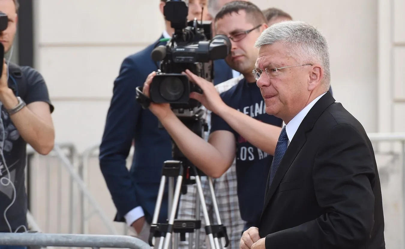 Karczewski proponuje wykorzystanie byłych PGR-ów dla repatriantów, którzy chcą wrócić do Polski