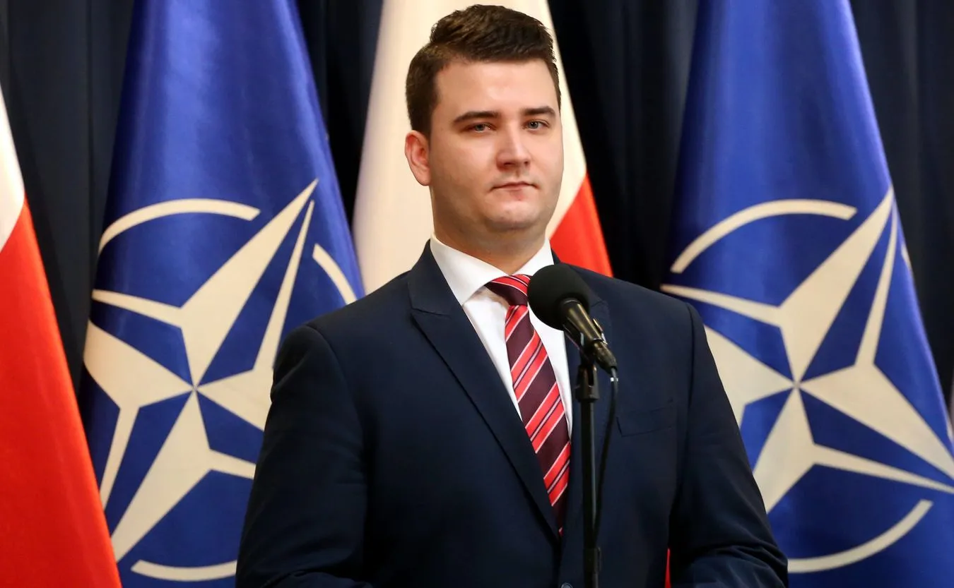 Bartłomiej Misiewicz bez prawa jazdy. "Do Rzeczy": Drogówka była bezlitosna