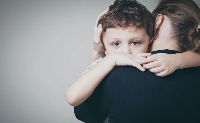 Nie chodzą na czarne marsze, nie protestują. Próbują przetrwać. Osamotnione matki