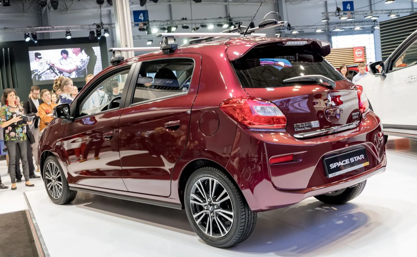 10900539-mitsubishi-space-star.jpg