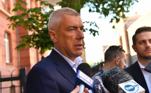 Giertych o nagraniach szefa KNF: Samo złożenie oferty zatrudnienia konkretnego człowieka można uznać za korupcję