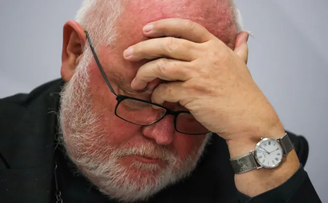 Jest oficjalny raport o pedofilii w niemieckim Kościele. Kardynał Marx prosi ofiary o wybaczenie