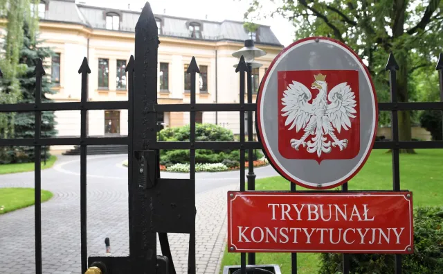 PiS wycofa się z części dezubekizacji? Opinia Biura Analiz Sejmowych idzie w tym kierunku