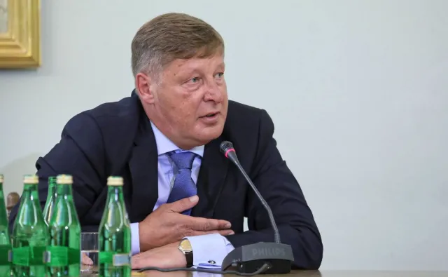 PiS zawiadamia prokuraturę ws. Andrzeja Parafianowicza. "To twarz nieudolności w walce z mafiami VAT-owskimi"