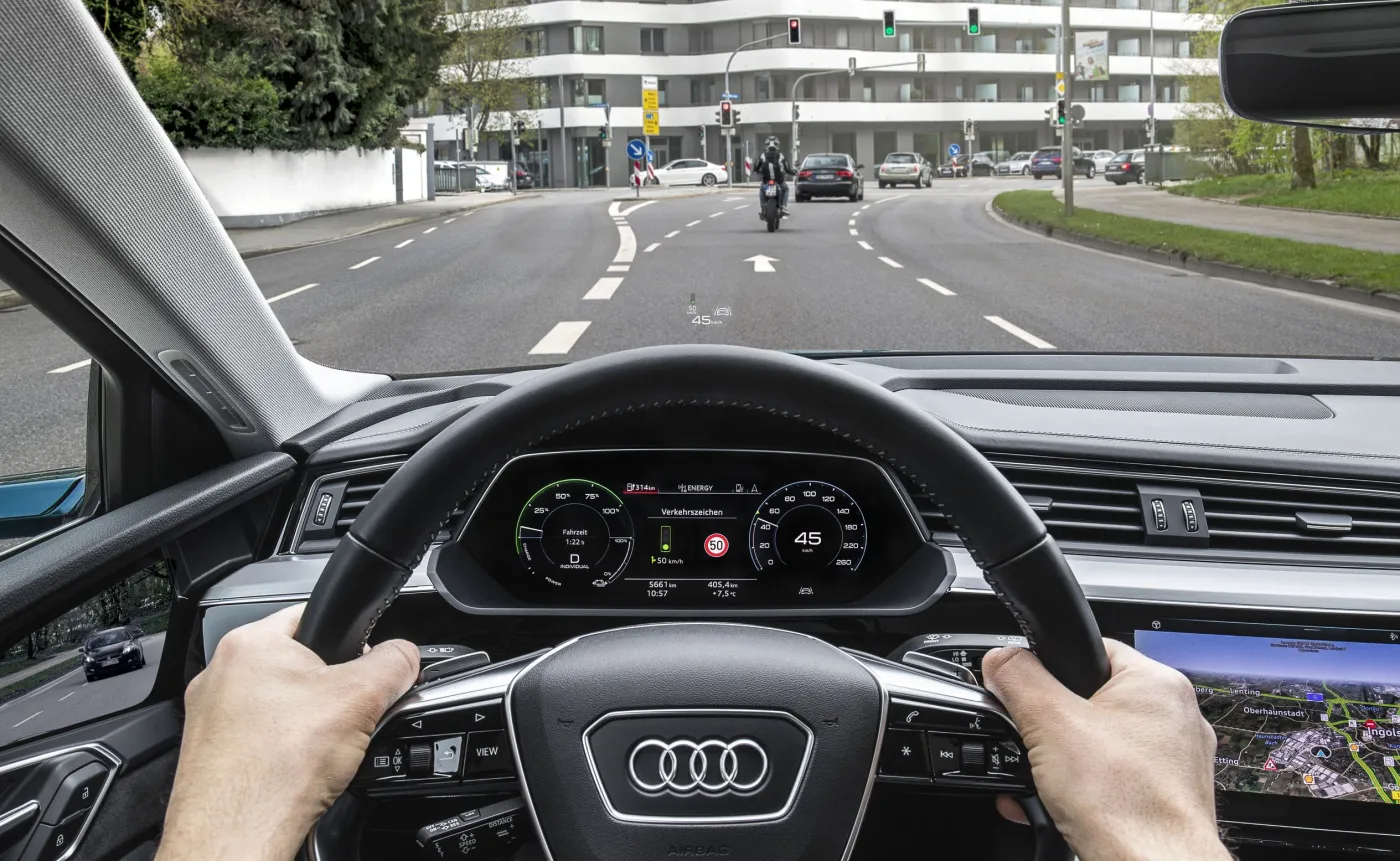 Audi na zielonej fali