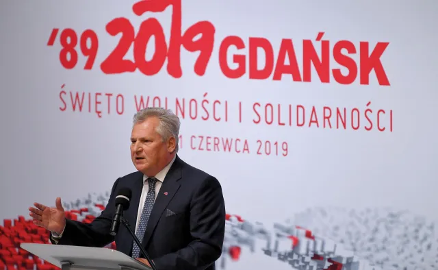 Kwaśniewski o wyborach w 1989 r.: "Komuchy" wykazały wystarczająco dużo odwagi, by otworzyć drzwi do wielkiej zmiany