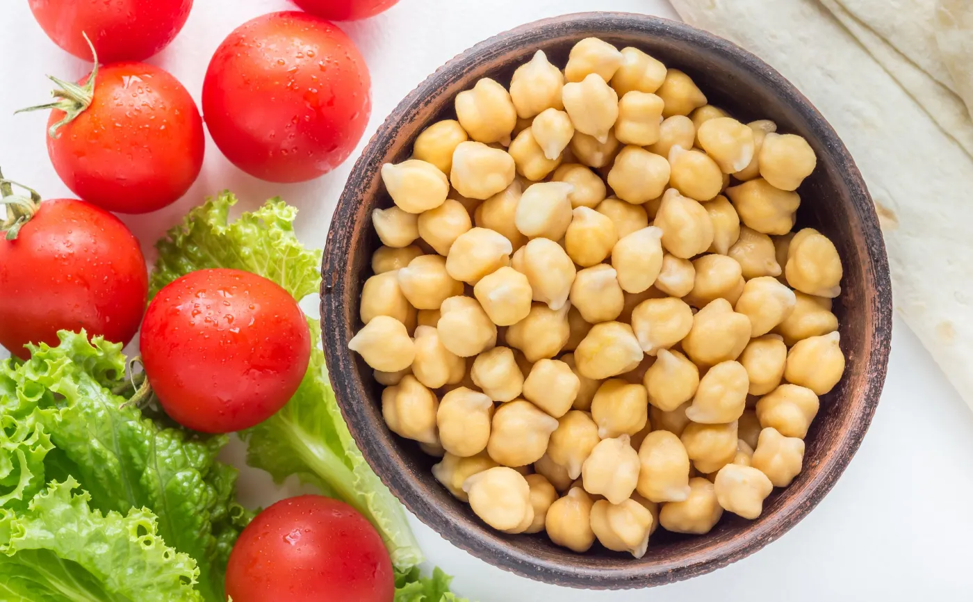 Ciecierzyca i pomidory