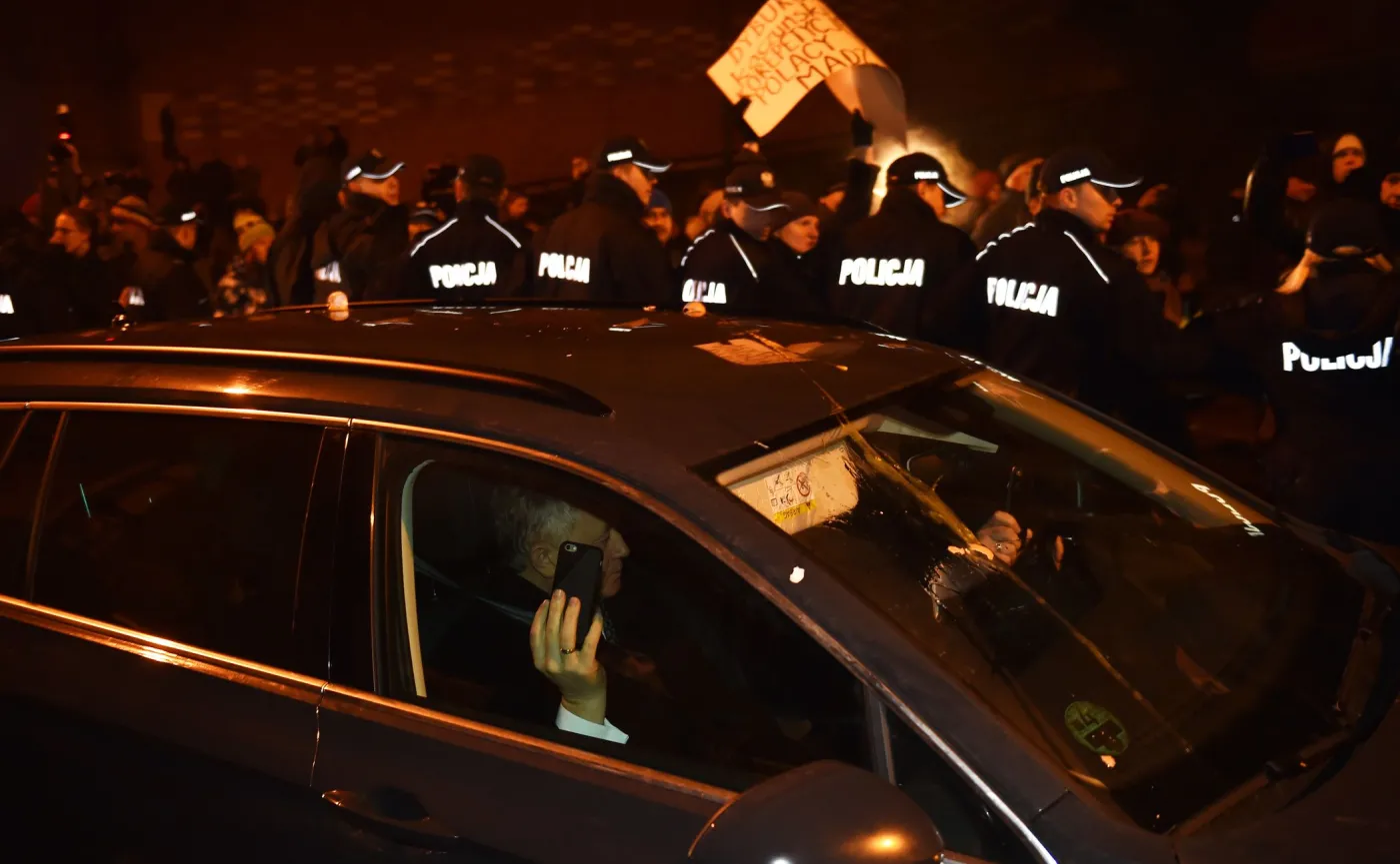 Protesty pod Wawelem