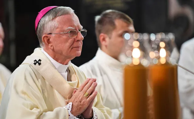 "LGBT przypomina reżim w ZSRR". Przewodniczący Konferencji Episkopatu Ukrainy broni abp. Jędraszewskiego