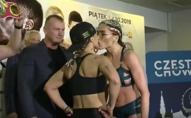 Ewa Brodnicka (z prawej)