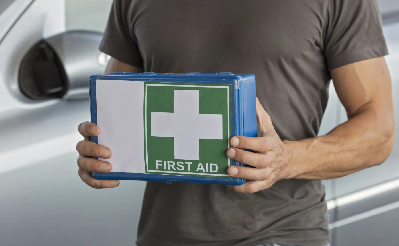 Apteczka samochodowa