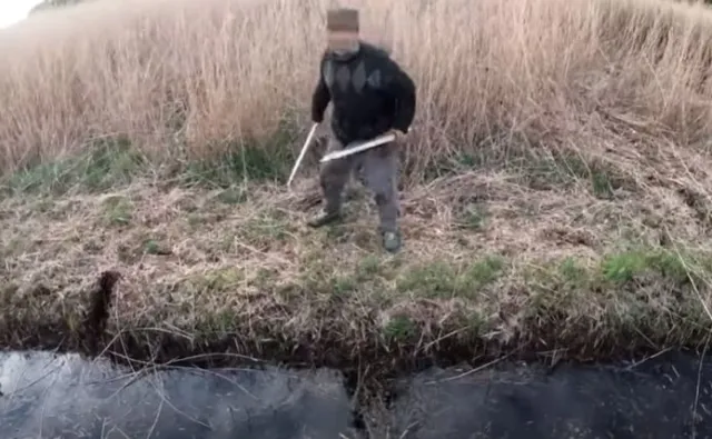 Mistrz Polski zniszczył rolnikowi łąkę. Teraz twierdzi, że to była 'ustawka"