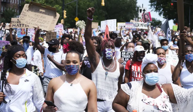 Protesty w USA przeciw rasizmowi i homofobii. "Czarne transpłciowe życie ma znaczenie"