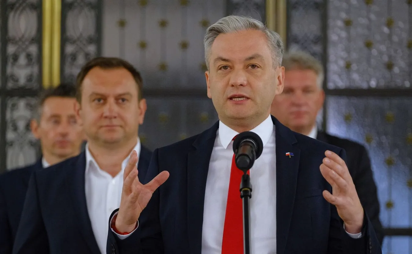 Biedroń: Szkoda, że wejście Trzaskowskiego znów umacnia "POPiS" [ROZMOWA]