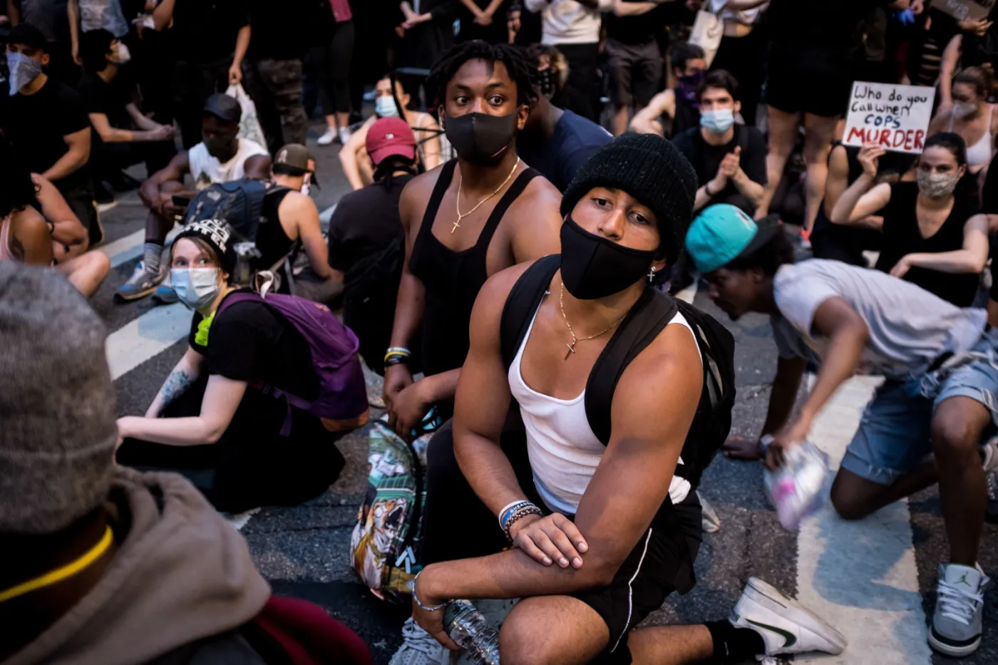 W USA minęła kolejna noc, w większości już pokojowych, protestów