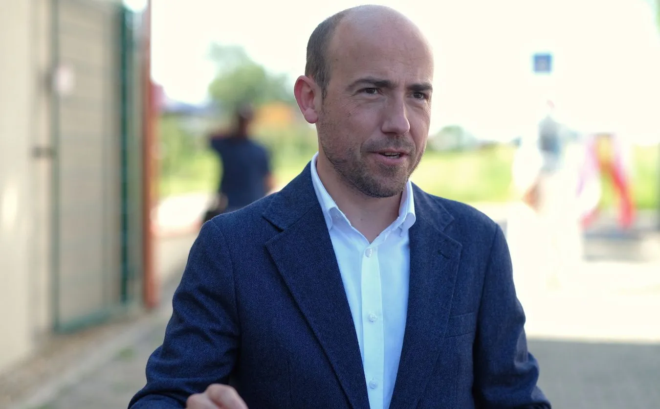 Czarzasty: Wróg jest gdzie indziej, Borysie, ucz się od Rafała. Jest ODPOWIEDŹ Budki