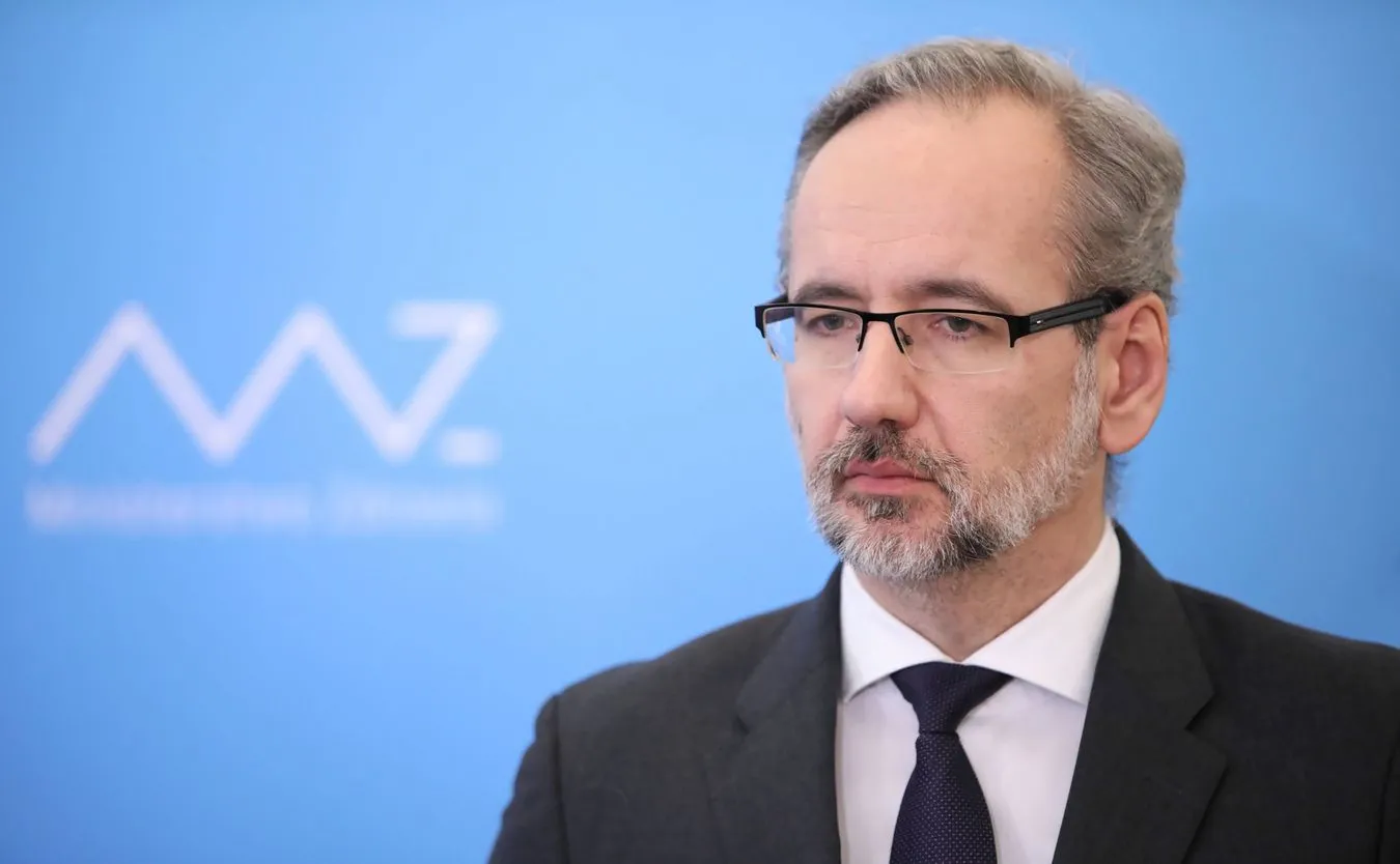 Minister zdrowia ostrzega przed fałszywym kontem na Twitterze. "Koronalanserów nie brakuje"