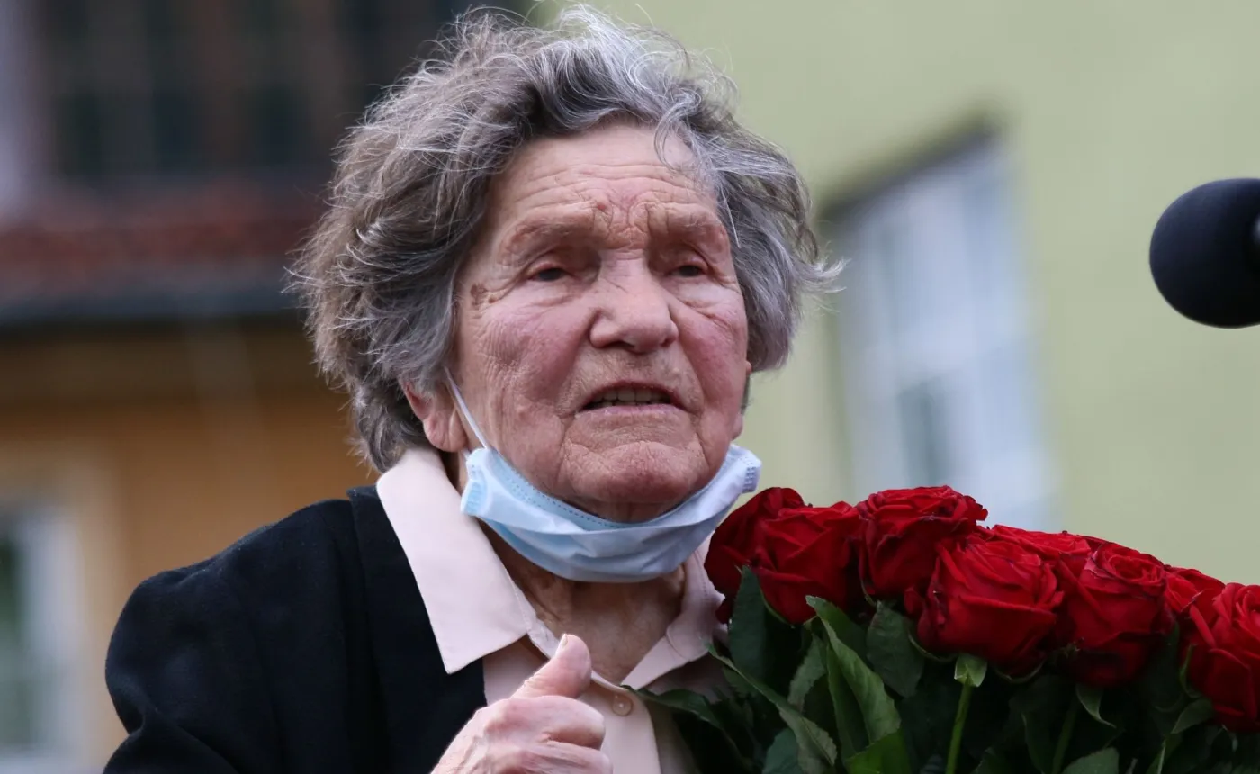 Kaczyński z "kotwicą" w klapie. Uczestniczki Powstania Warszawskiego oburzone